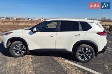Внедорожник / Кроссовер Nissan Rogue 2023 в Киеве
