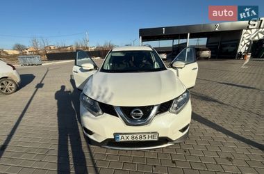 Позашляховик / Кросовер Nissan Rogue 2014 в Дубні