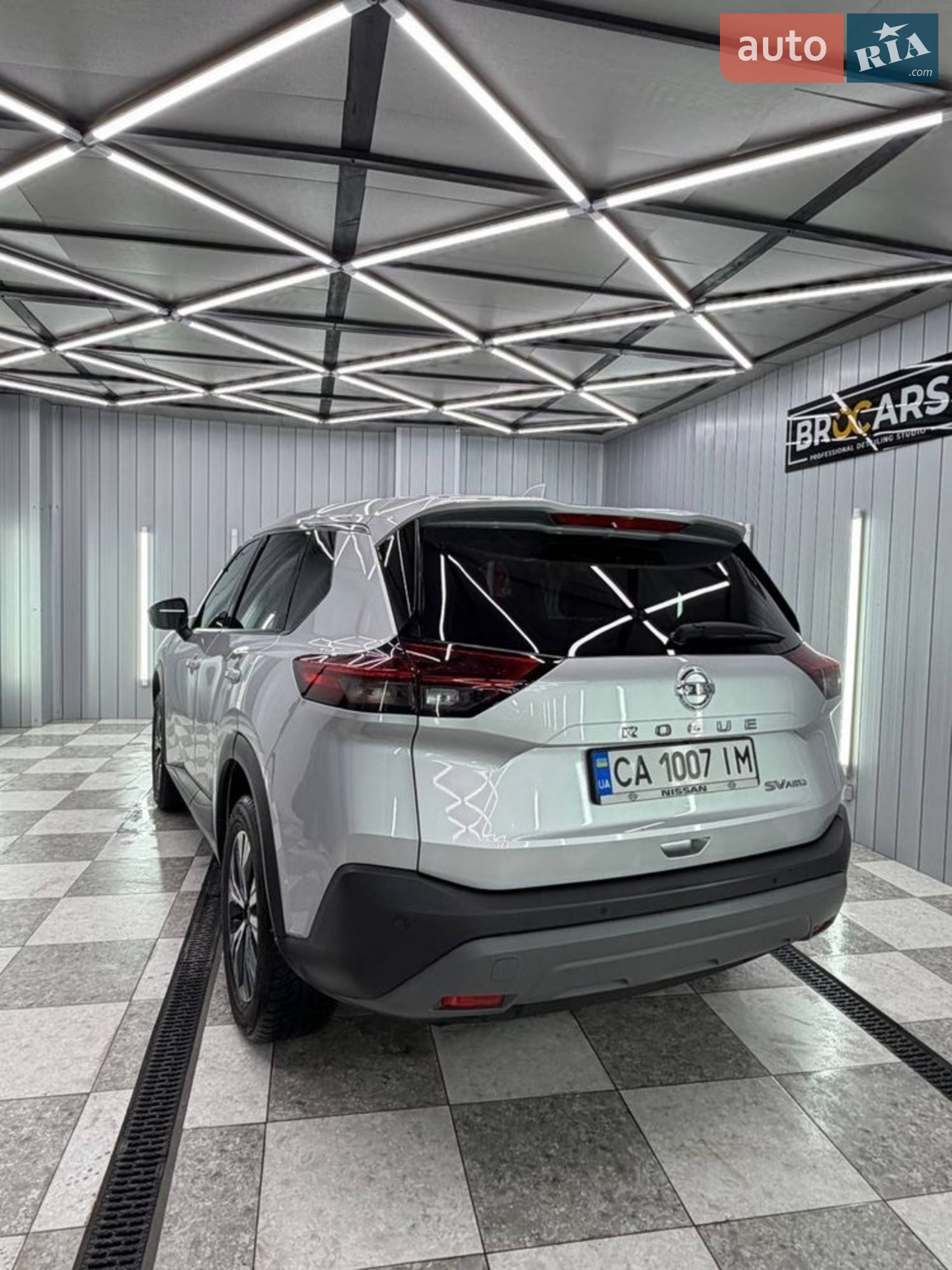 2021 Nissan Rogue - мініатюра 3