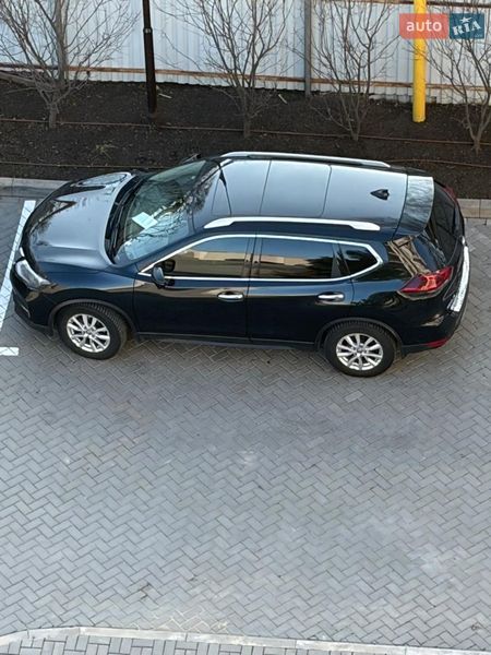 Внедорожник / Кроссовер Nissan Rogue 2018 в Киеве