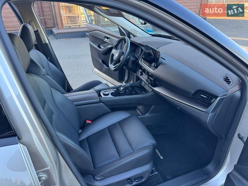 Внедорожник / Кроссовер Nissan Rogue 2021 в Киеве