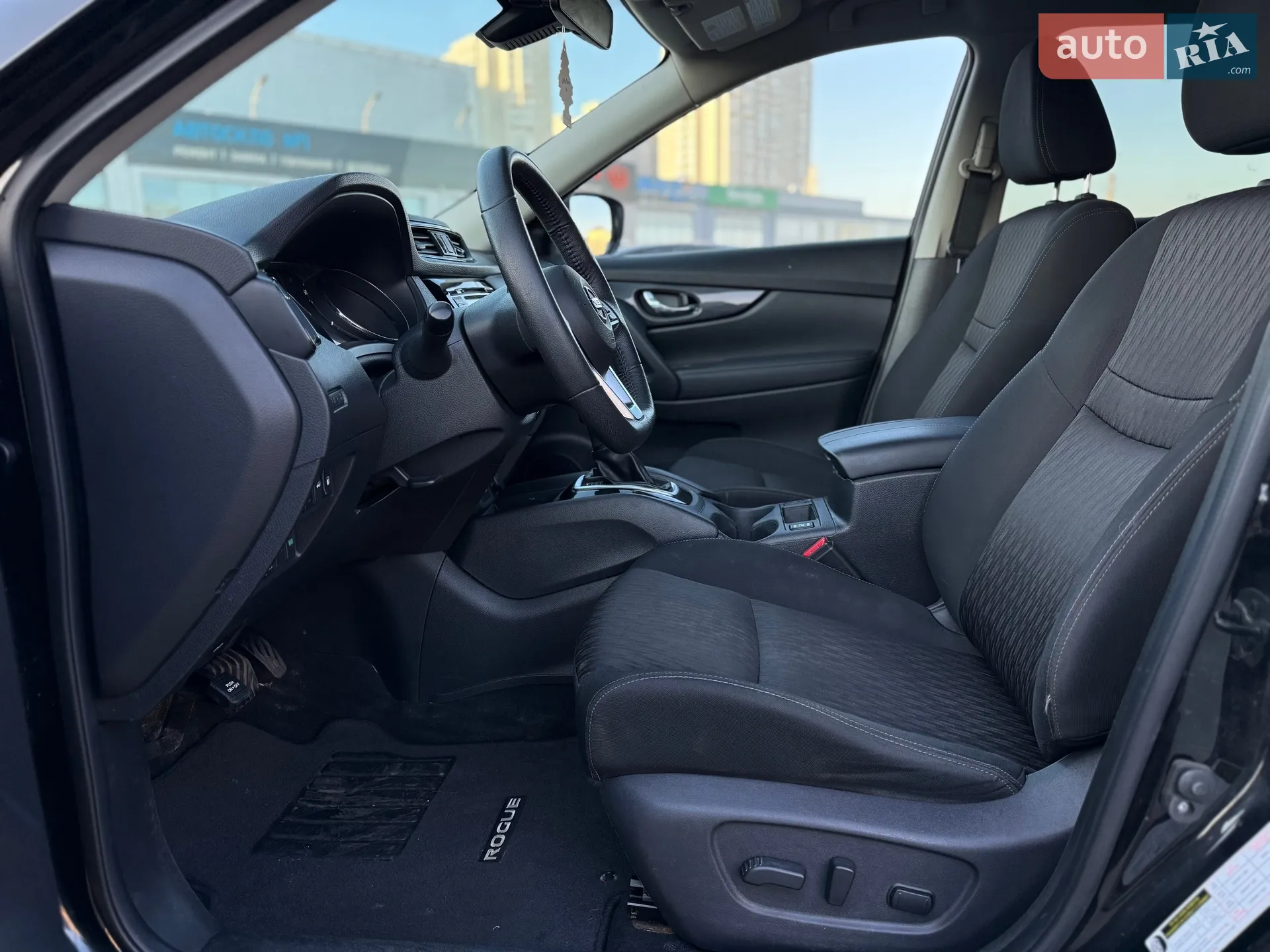 2019 Nissan Rogue - мініатюра 20
