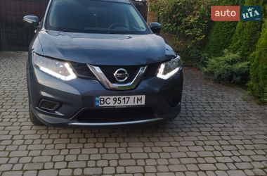 Внедорожник / Кроссовер Nissan Rogue 2014 в Львове