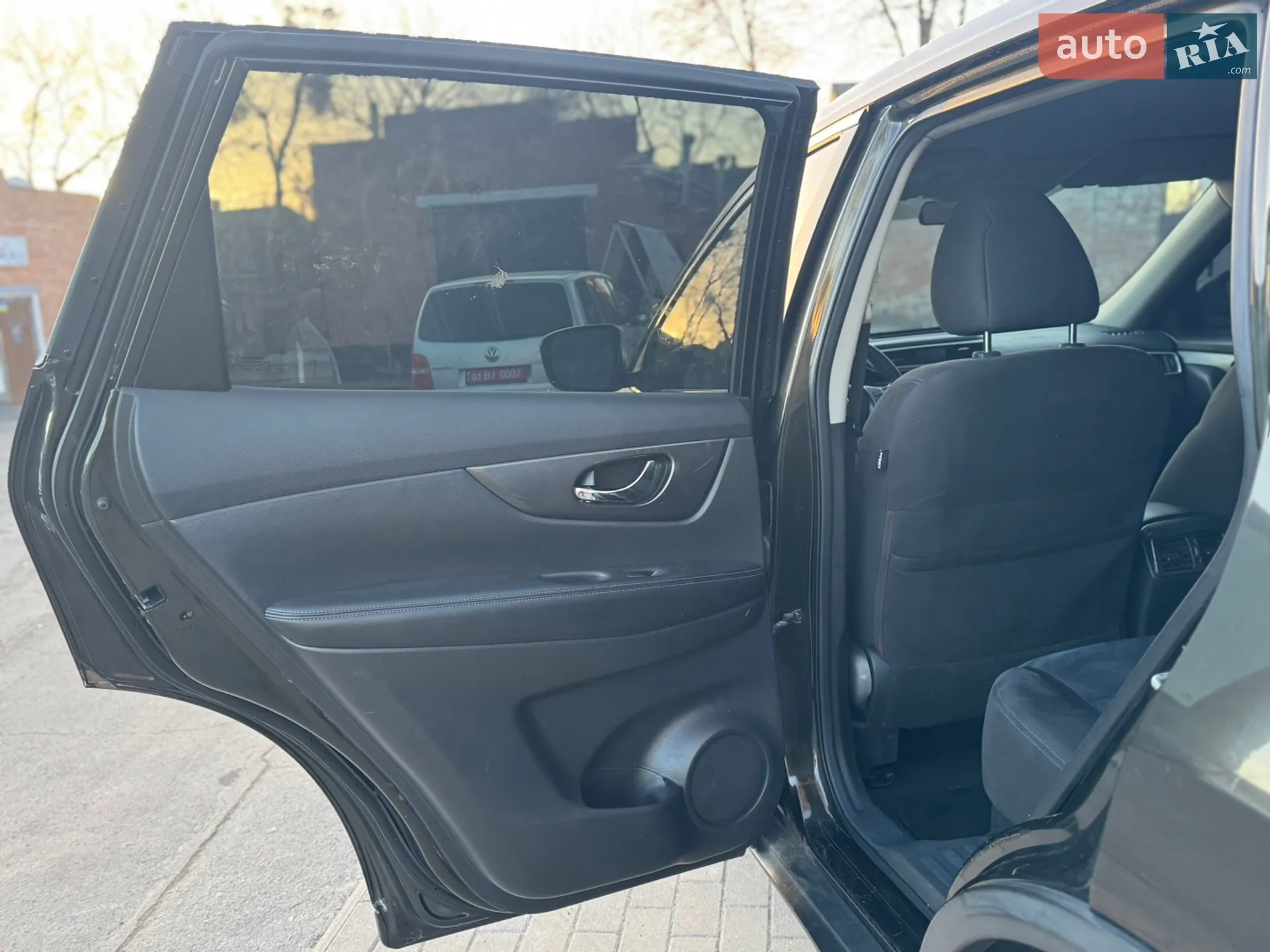 2015 Nissan Rogue - мініатюра 30