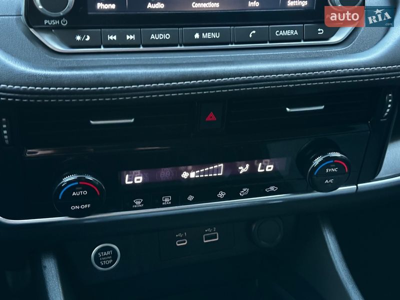 Внедорожник / Кроссовер Nissan Rogue 2022 в Львове