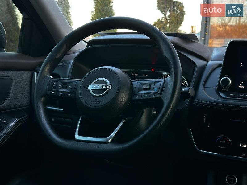 Внедорожник / Кроссовер Nissan Rogue 2022 в Львове