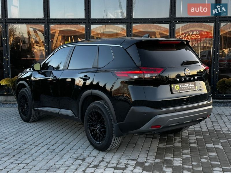 Внедорожник / Кроссовер Nissan Rogue 2022 в Львове