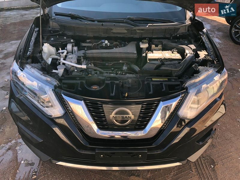 Внедорожник / Кроссовер Nissan Rogue 2017 в Ирпене