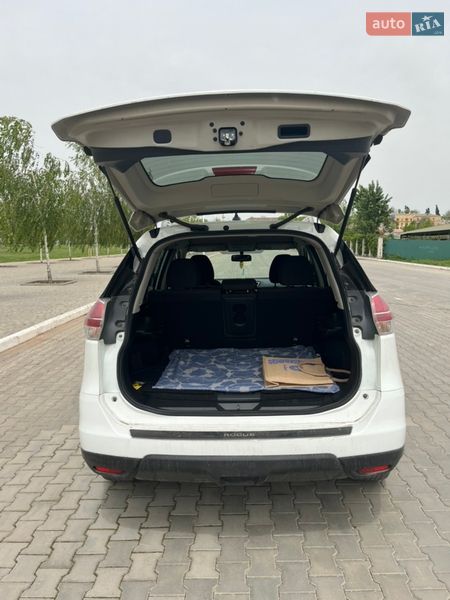 Внедорожник / Кроссовер Nissan Rogue 2016 в Измаиле