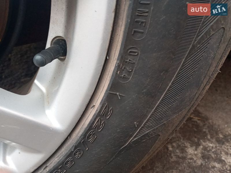 Внедорожник / Кроссовер Nissan Rogue 2017 в Кривом Роге