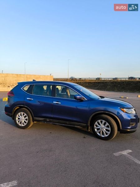 Внедорожник / Кроссовер Nissan Rogue 2018 в Львове
