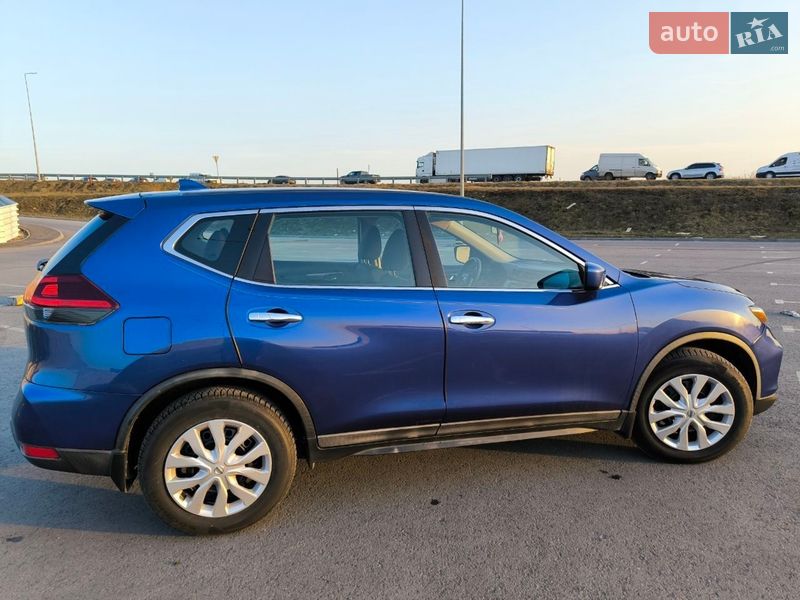 Внедорожник / Кроссовер Nissan Rogue 2018 в Львове