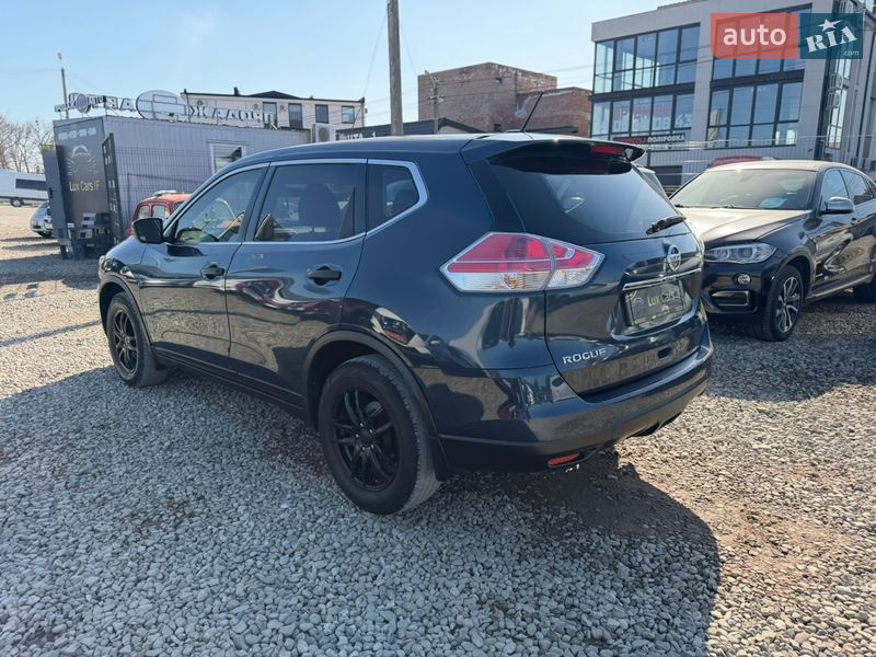 Внедорожник / Кроссовер Nissan Rogue 2016 в Ивано-Франковске