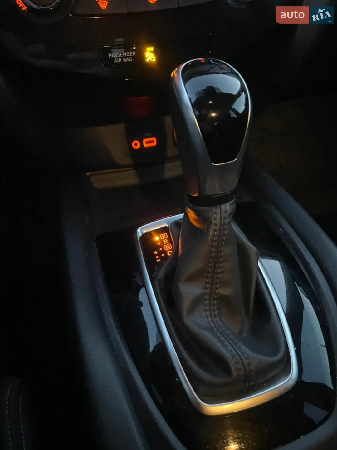 2019 Nissan Rogue - мініатюра 15