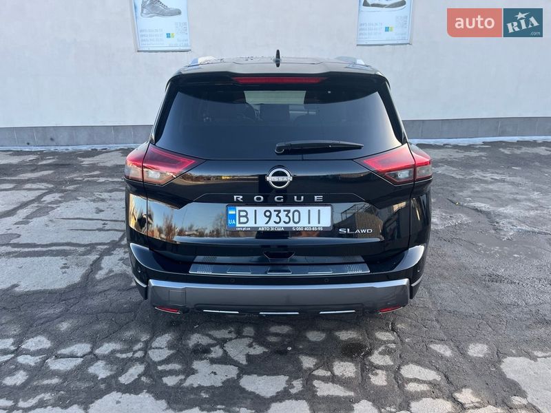 Внедорожник / Кроссовер Nissan Rogue 2024 в Полтаве