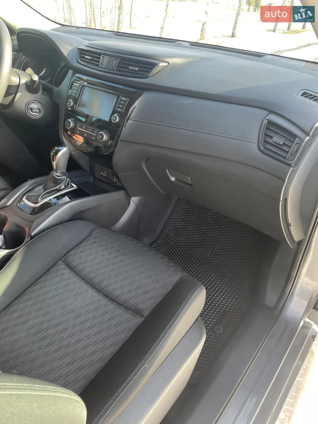 2017 Nissan Rogue - мініатюра 4