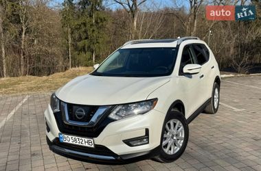 Позашляховик / Кросовер Nissan Rogue 2017 в Тернополі