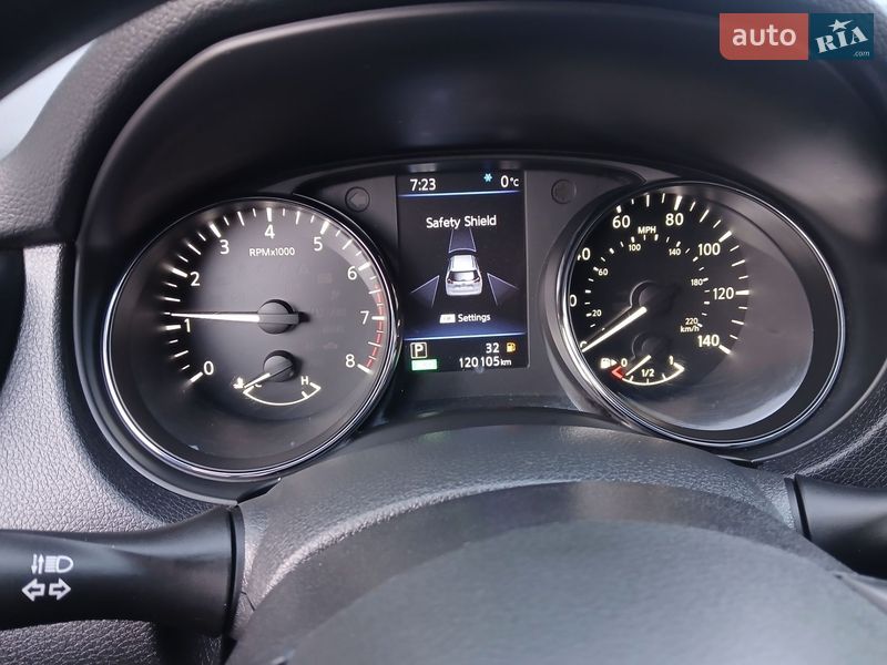 Внедорожник / Кроссовер Nissan Rogue 2018 в Кременце