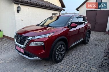Внедорожник / Кроссовер Nissan Rogue 2021 в Киеве