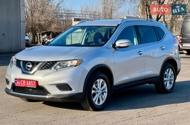 Внедорожник / Кроссовер Nissan Rogue 2015 в Горишних Плавнях