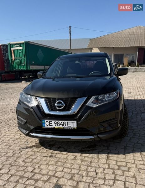 Внедорожник / Кроссовер Nissan Rogue 2017 в Кельменцах