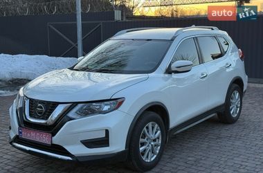 Внедорожник / Кроссовер Nissan Rogue 2018 в Киеве