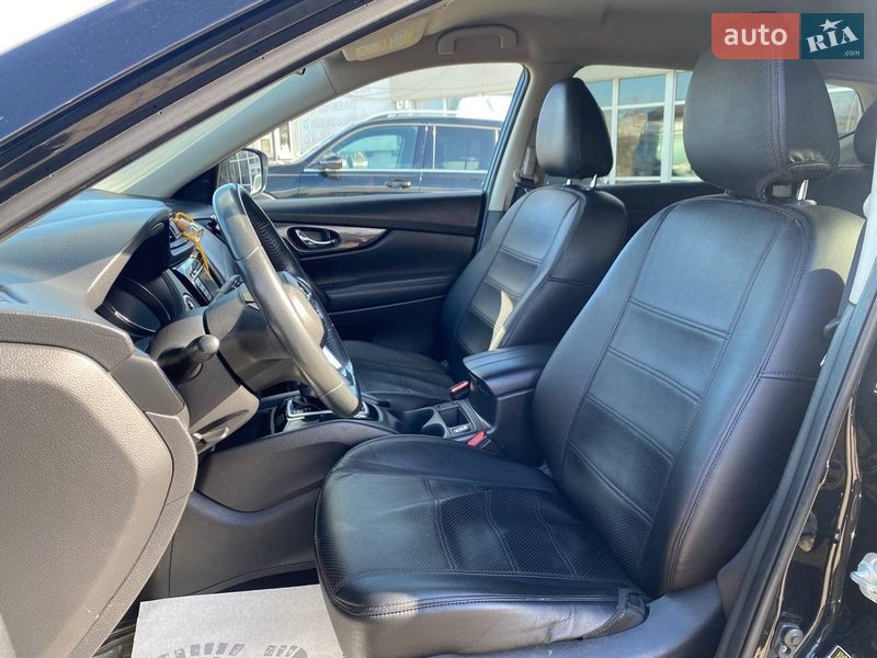 Внедорожник / Кроссовер Nissan Rogue 2018 в Житомире