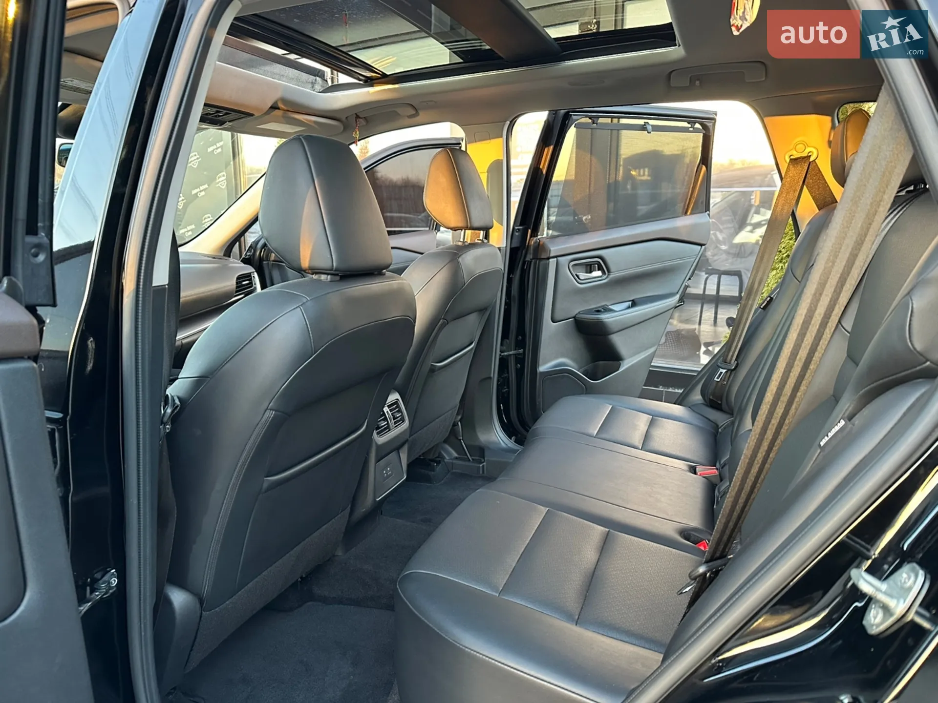 2022 Nissan Rogue - мініатюра 18