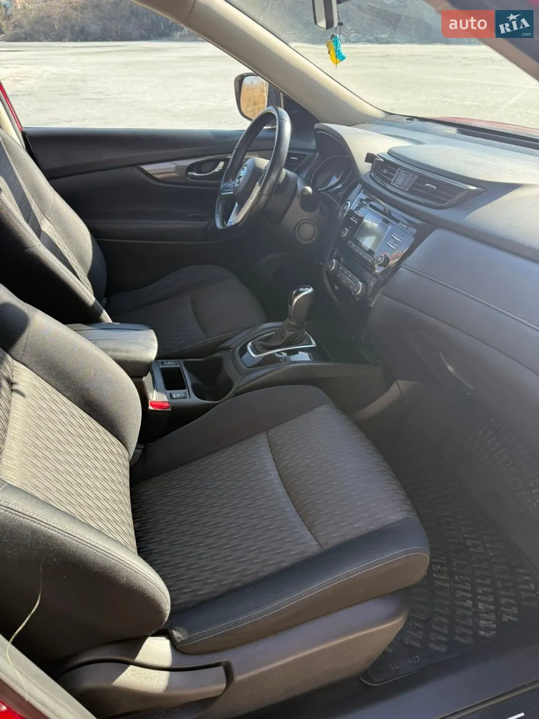 2017 Nissan Rogue - мініатюра 25