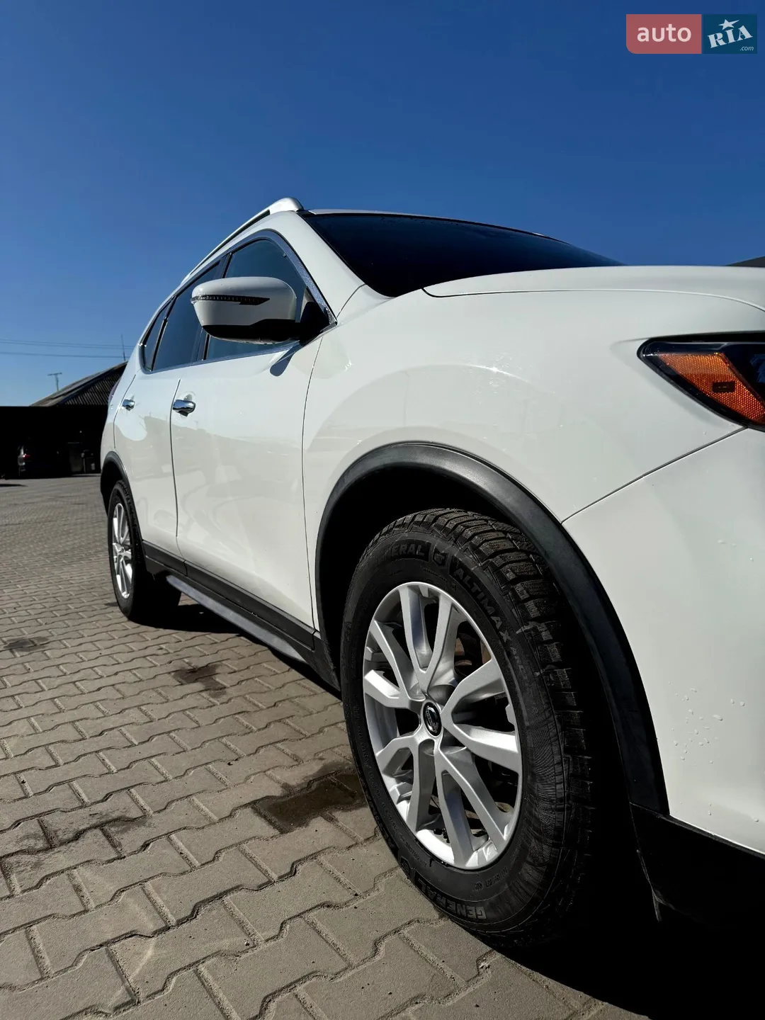 2018 Nissan Rogue - мініатюра 4