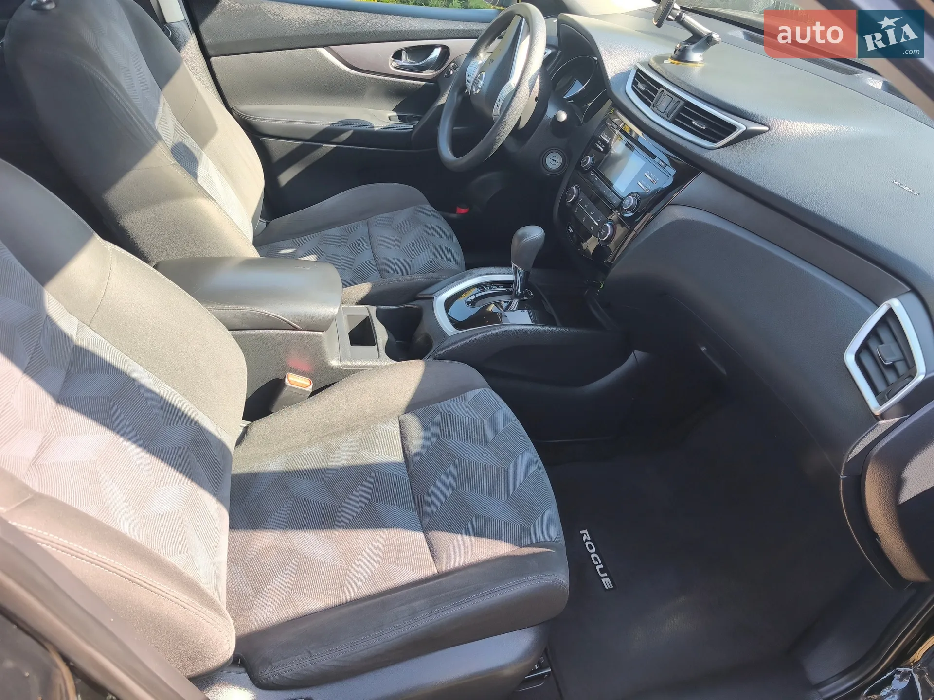 2016 Nissan Rogue - мініатюра 10