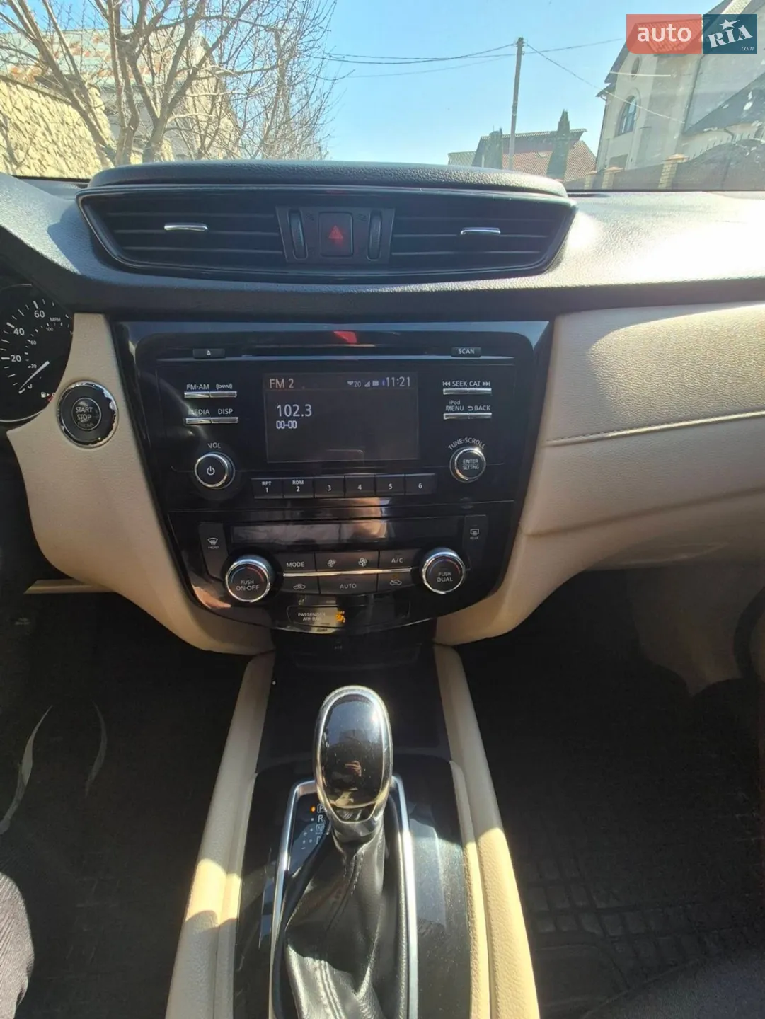 2017 Nissan Rogue - мініатюра 8