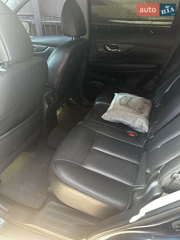 Внедорожник / Кроссовер Nissan Rogue 2015 в Днепре