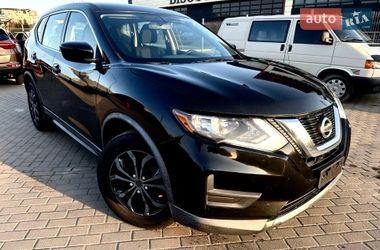 Позашляховик / Кросовер Nissan Rogue 2017 в Львові