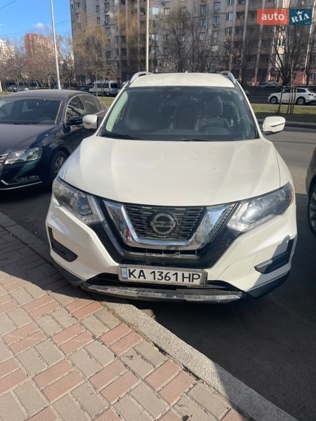 Внедорожник / Кроссовер Nissan Rogue 2018 в Киеве