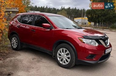Позашляховик / Кросовер Nissan Rogue 2016 в Коростишеві