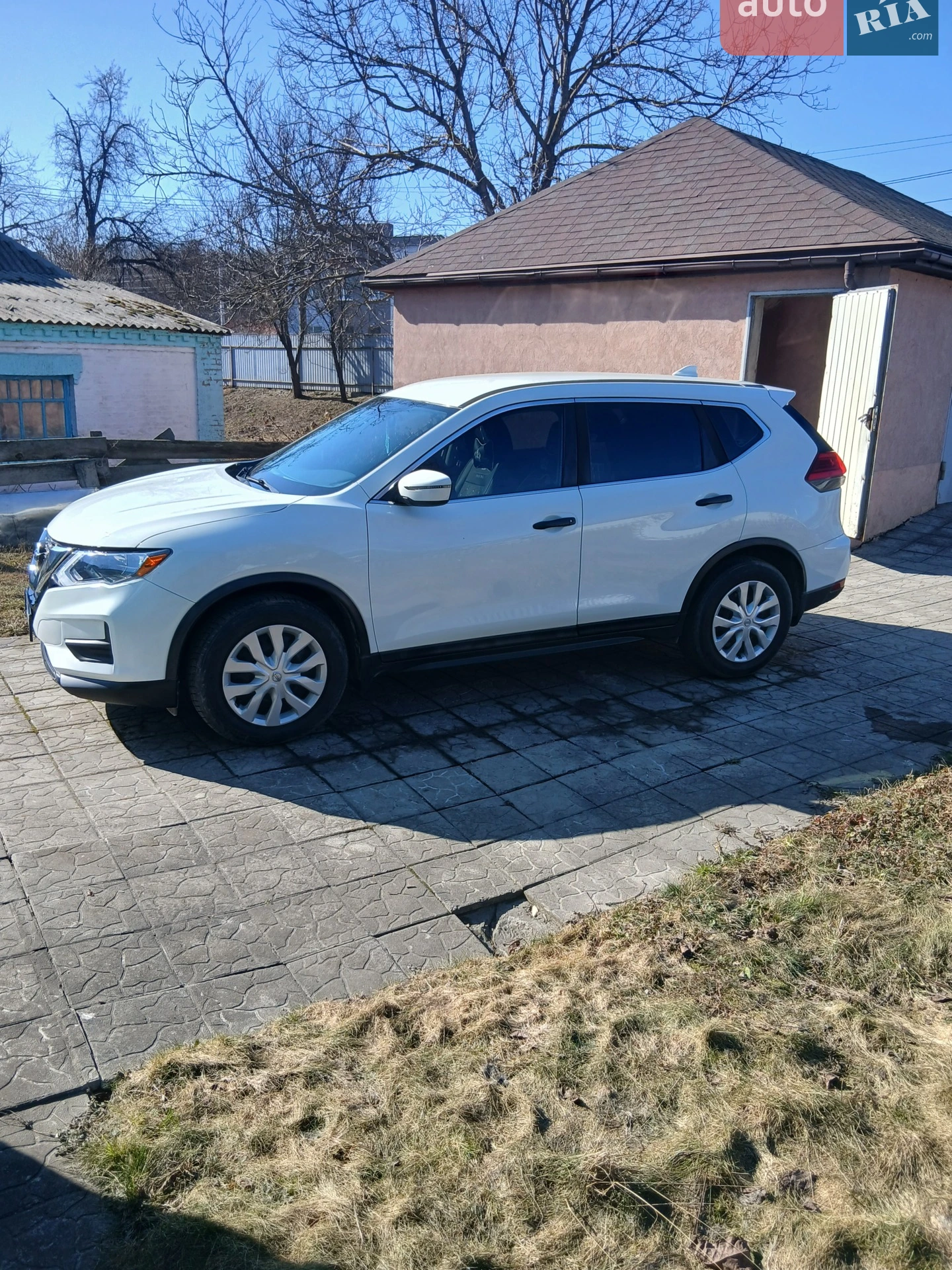 2017 Nissan Rogue - мініатюра 2