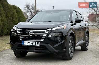 Внедорожник / Кроссовер Nissan Rogue 2024 в Днепре