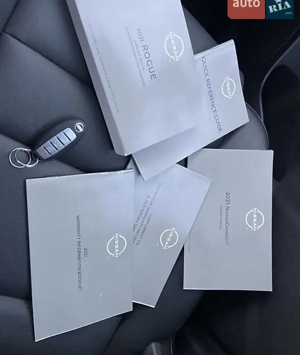 Внедорожник / Кроссовер Nissan Rogue 2021 в Виннице документ