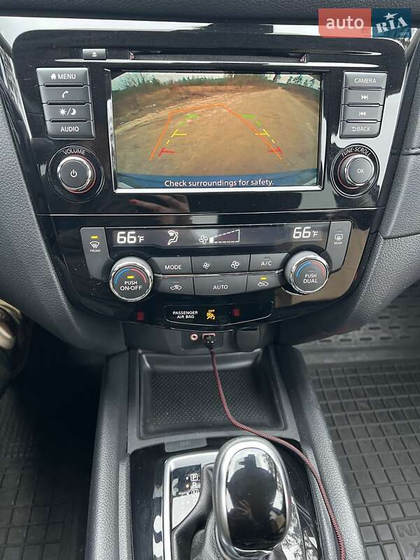 Позашляховик / Кросовер Nissan Rogue 2019 в Києві