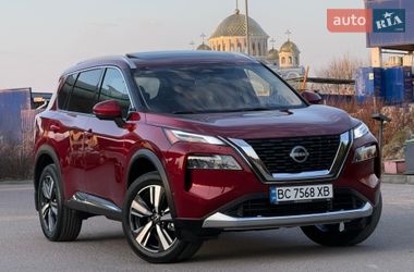 Внедорожник / Кроссовер Nissan Rogue 2023 в Дрогобыче