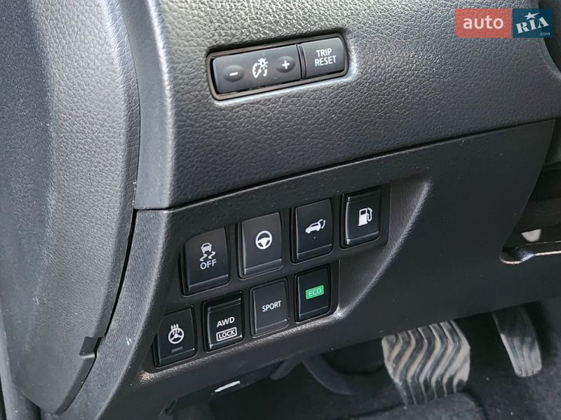 Внедорожник / Кроссовер Nissan Rogue 2019 в Виннице