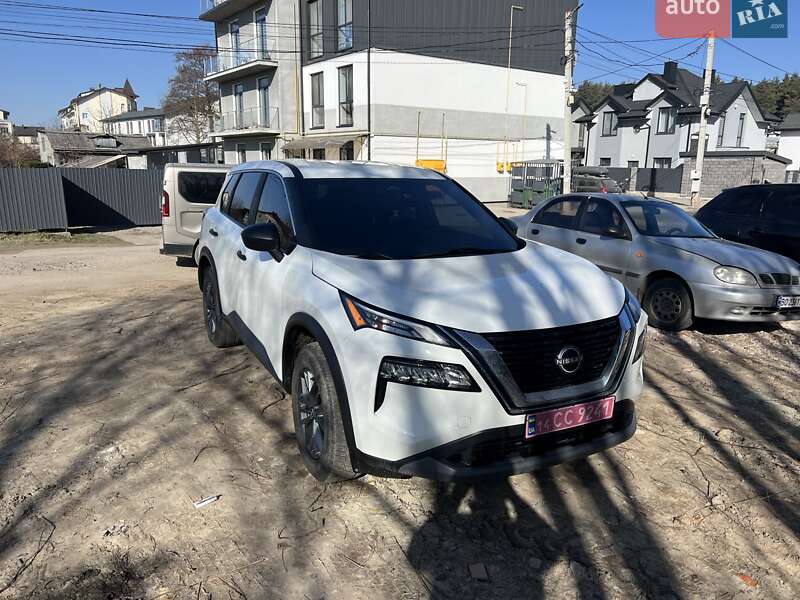 Nissan Rogue 2023