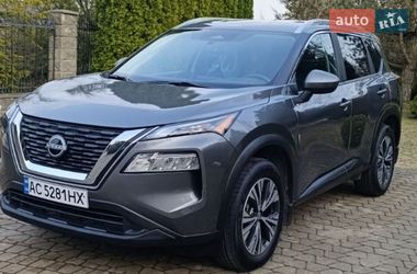 Позашляховик / Кросовер Nissan Rogue 2023 в Луцьку