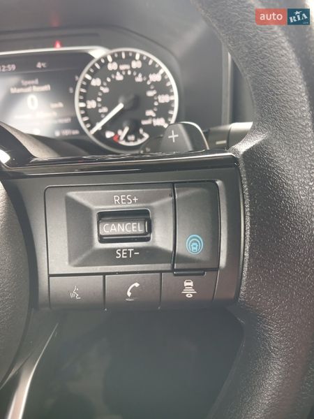 Внедорожник / Кроссовер Nissan Rogue 2023 в Броварах