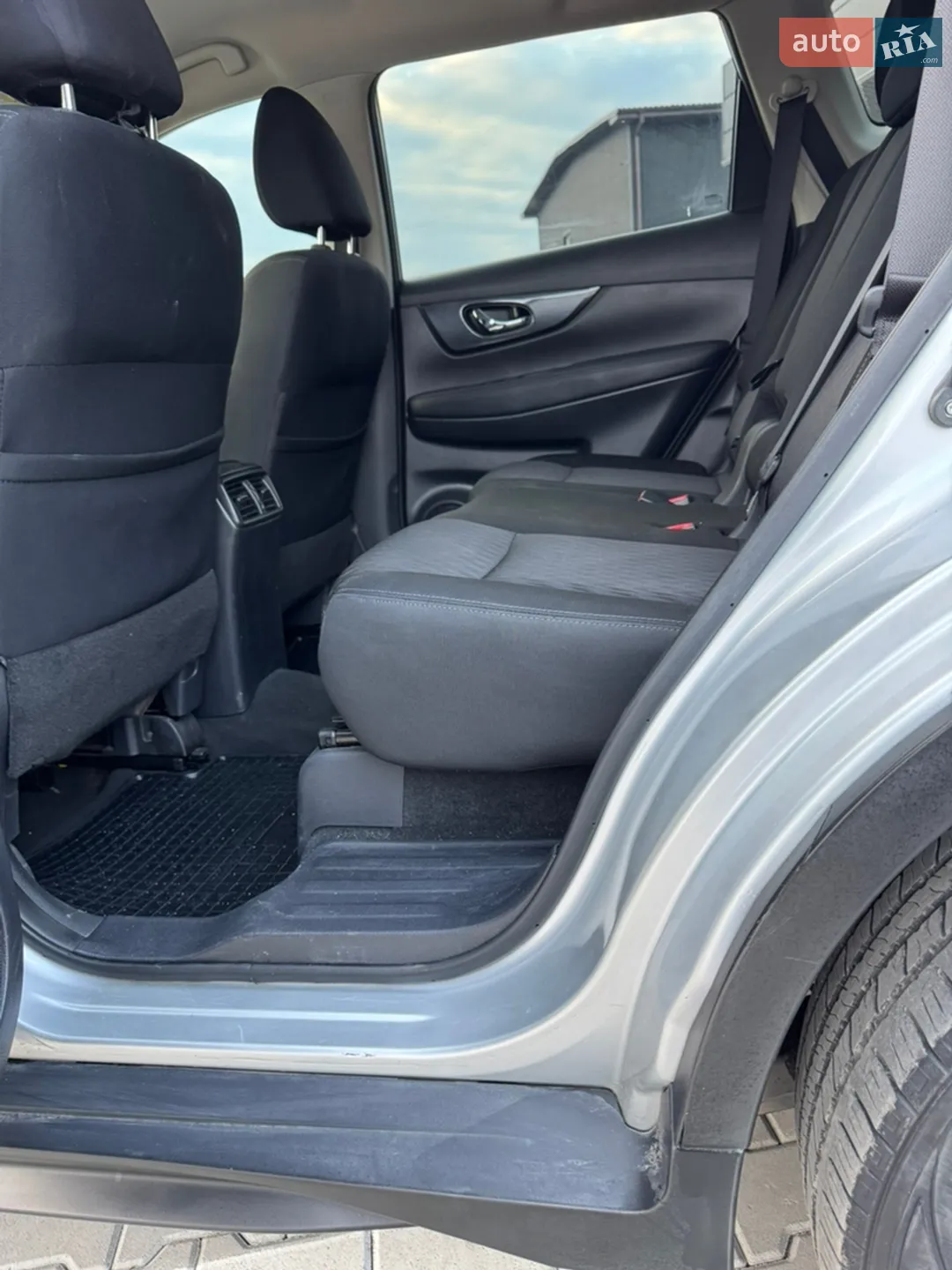 2019 Nissan Rogue - мініатюра 15