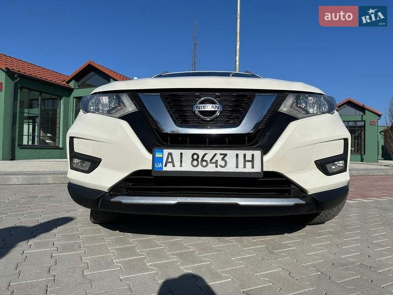 Позашляховик / Кросовер Nissan Rogue 2016 в Ірпені