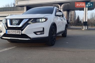 Внедорожник / Кроссовер Nissan Rogue 2020 в Харькове