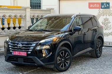 Внедорожник / Кроссовер Nissan Rogue 2024 в Киеве