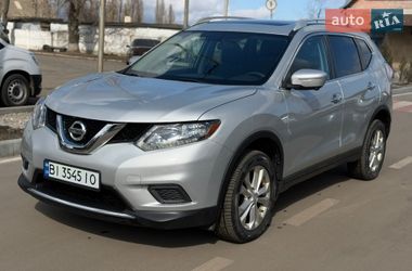 Внедорожник / Кроссовер Nissan Rogue 2015 в Лубнах